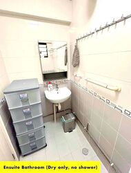Blk 684 Hougang Avenue 8 (Hougang), HDB 3 Rooms #526263541